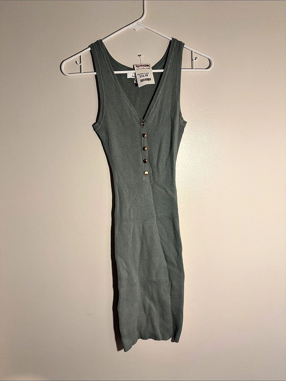 Love Tree Ribbed Midi Dress in Green Size Small NWT